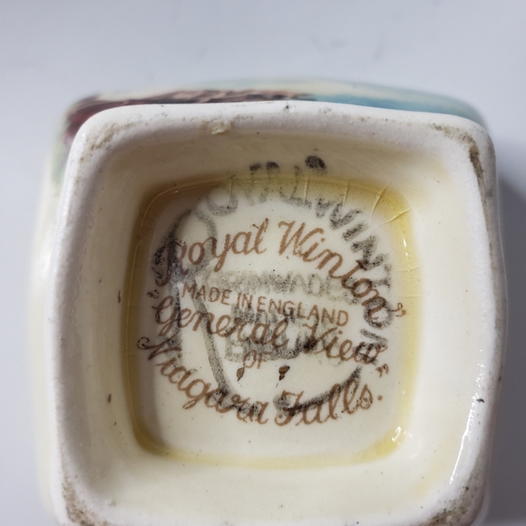 Vtg Royal Winton Grimwades Niagara Fall Souvenir Cream & Sugar Ceramic Set Curio - Picture 5 of 13
